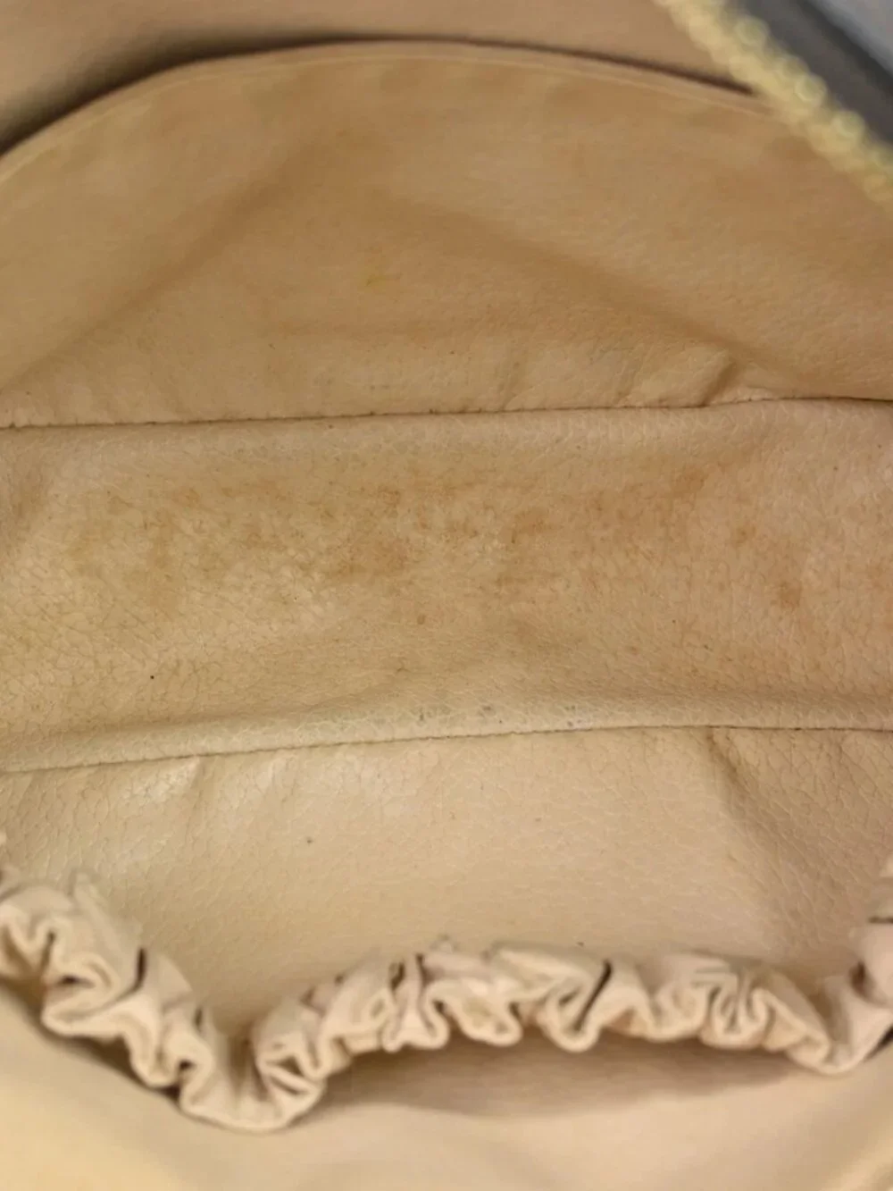 LOUIS VUITTON TROUSSE TOILETTE 23 COSMETIC POUCH